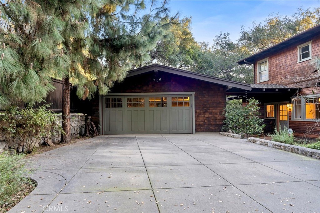 354 N Canon Avenue