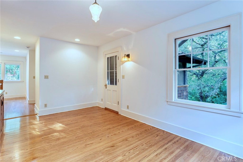 354 N Canon Avenue