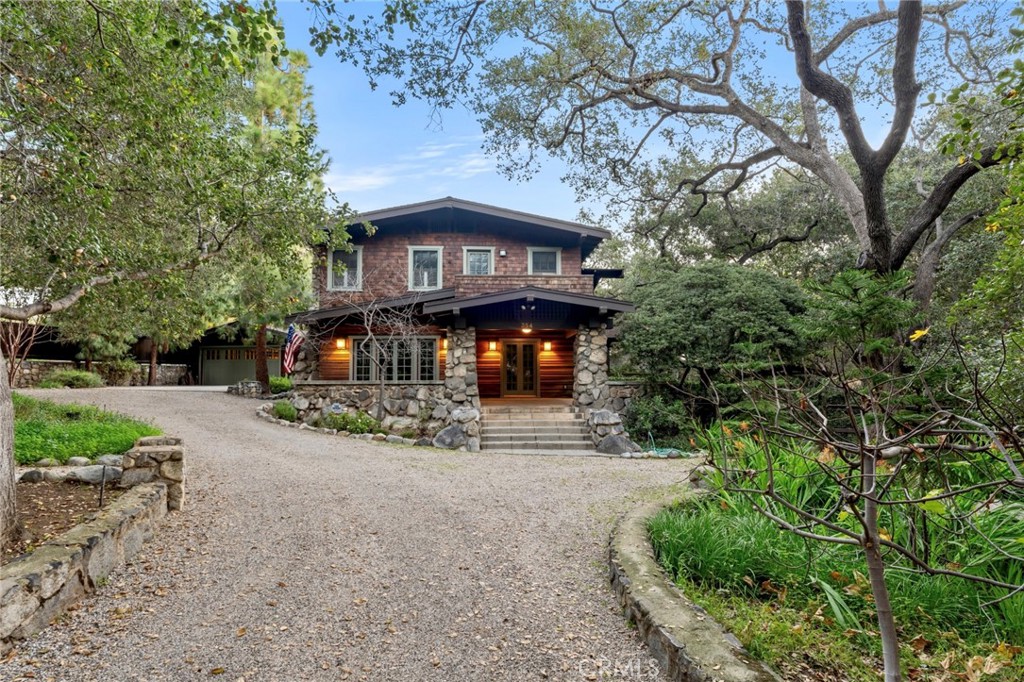 354 N Canon Avenue