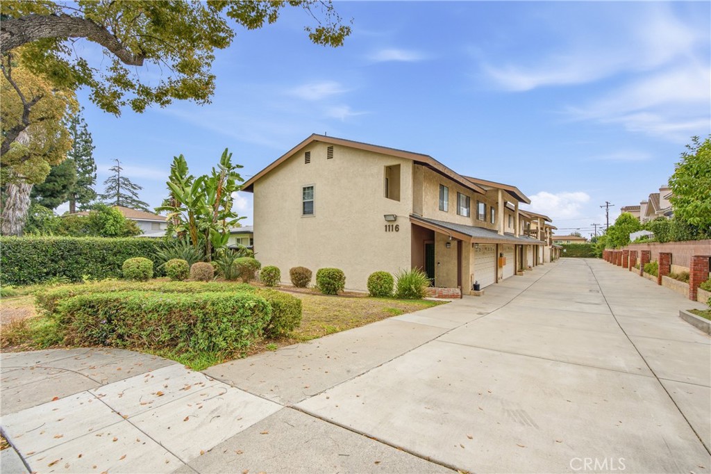 1116 Arcadia Avenue 2