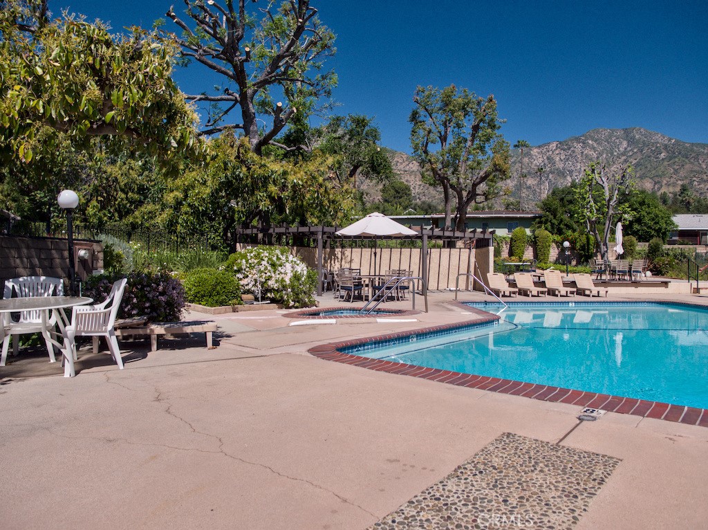 263 E Sierra Madre B