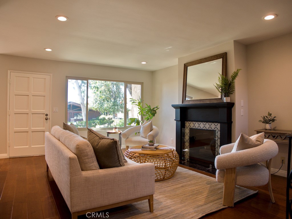 263 E Sierra Madre B