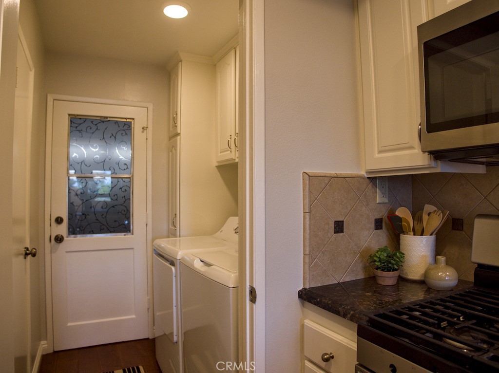 263 E Sierra Madre B