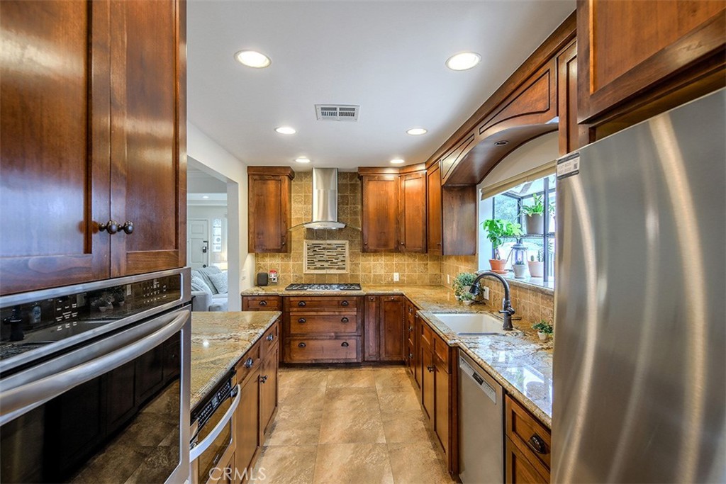 328 N. Alta Vista Ave
