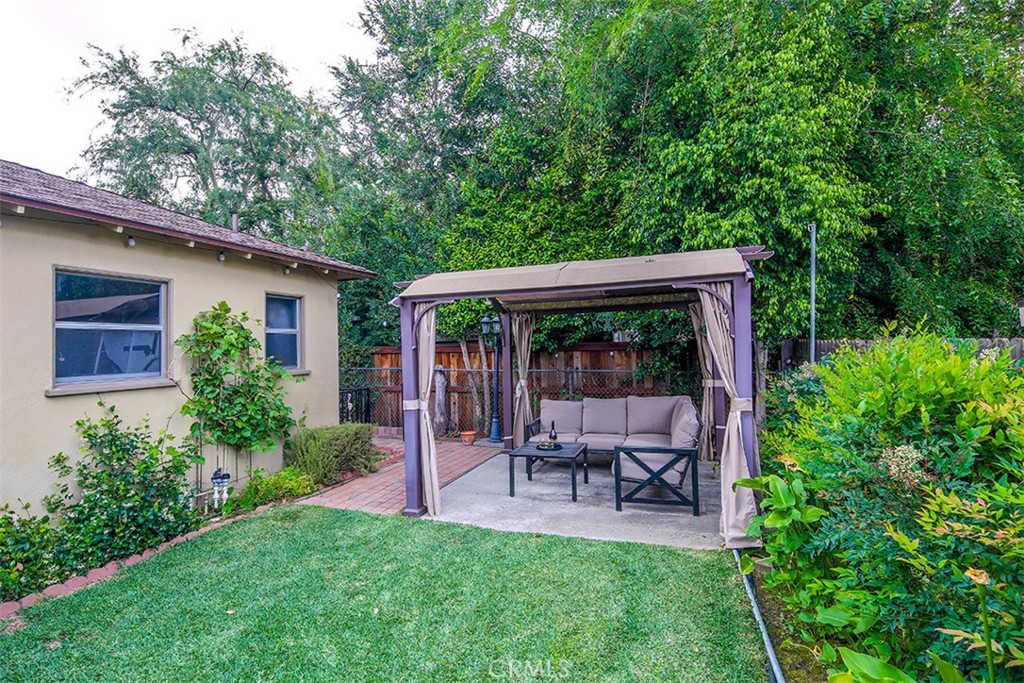 328 N. Alta Vista Ave