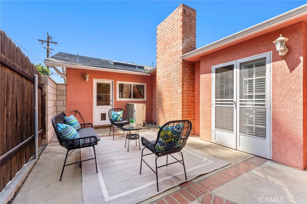 743 E Grandview