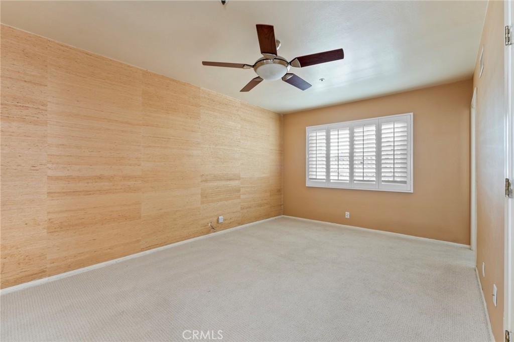743 E Grandview