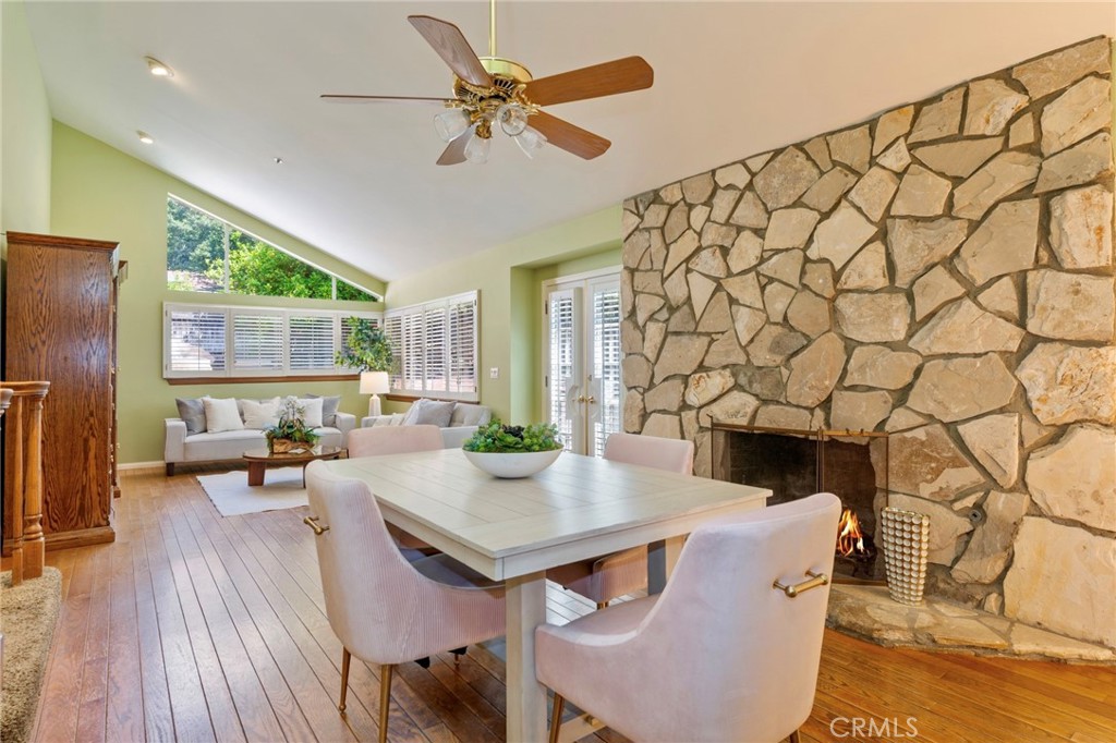 743 E Grandview