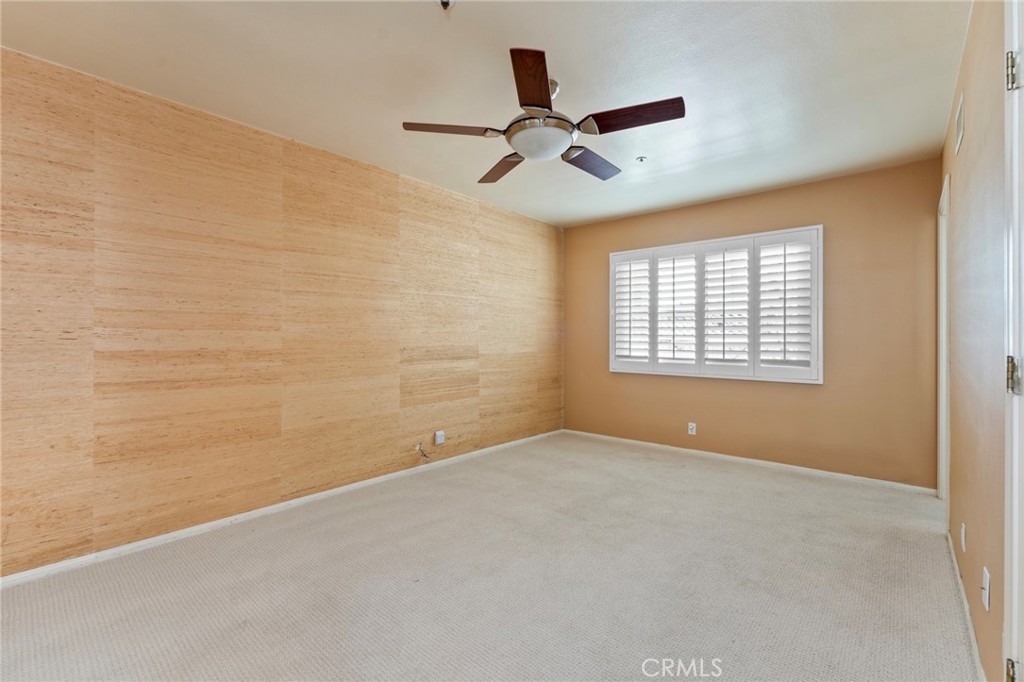 743 E Grandview