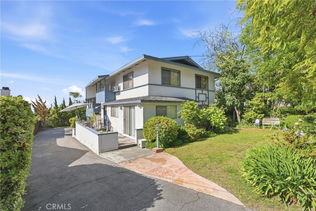 126 E Highland