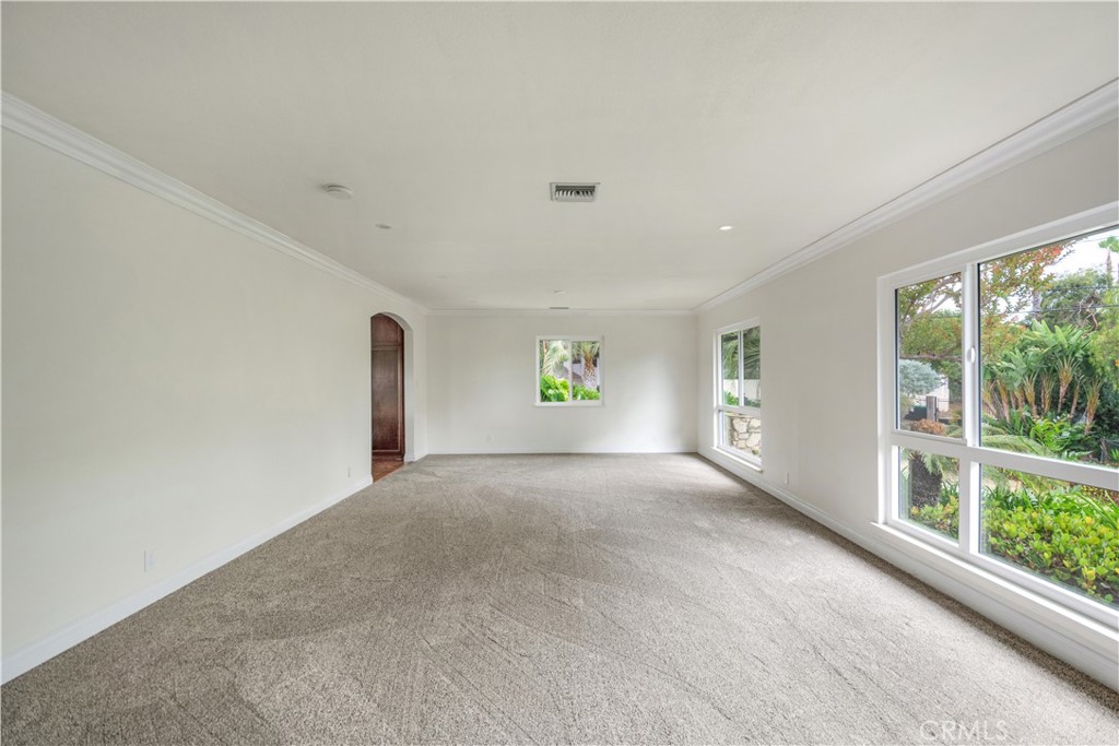1333 Mayapan Rd
