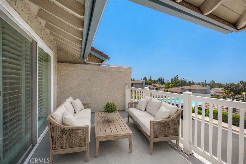 2377 Sommerset Dr