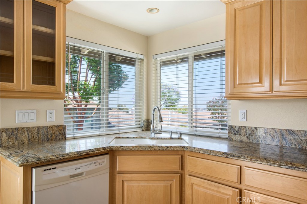 2377 Sommerset Dr