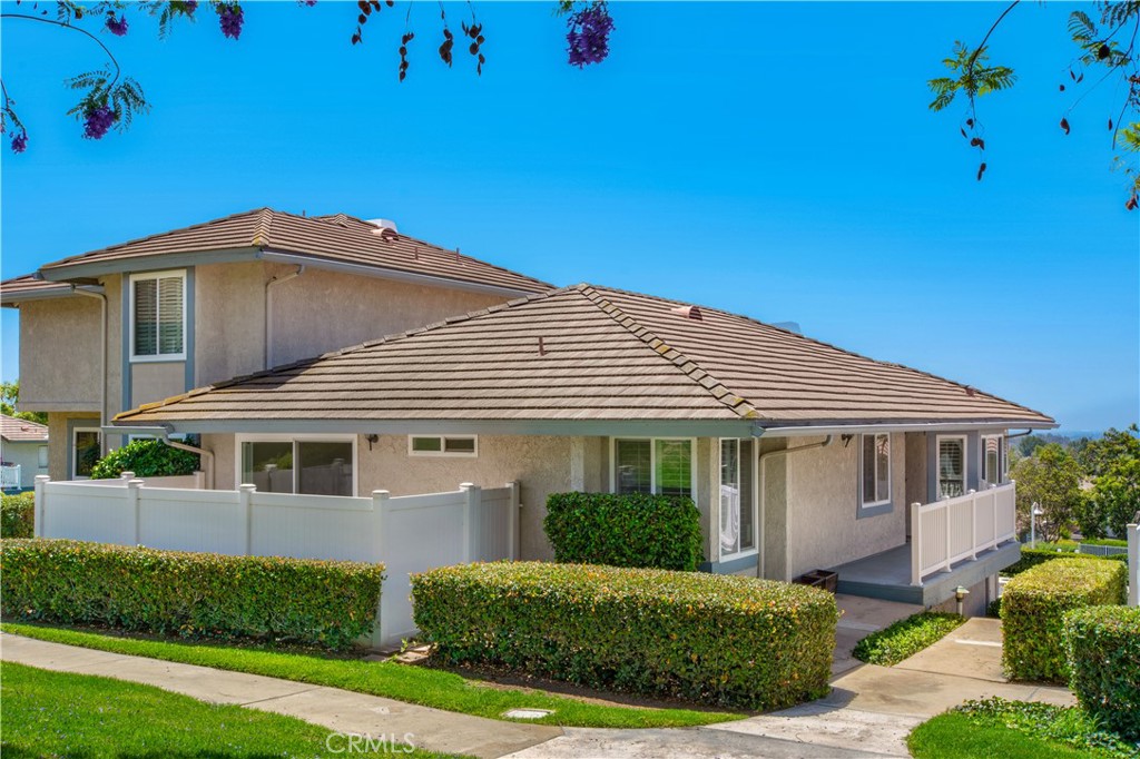 2377 Sommerset Dr