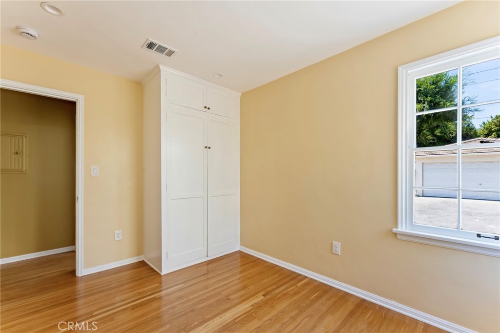 2873 Gainsborough