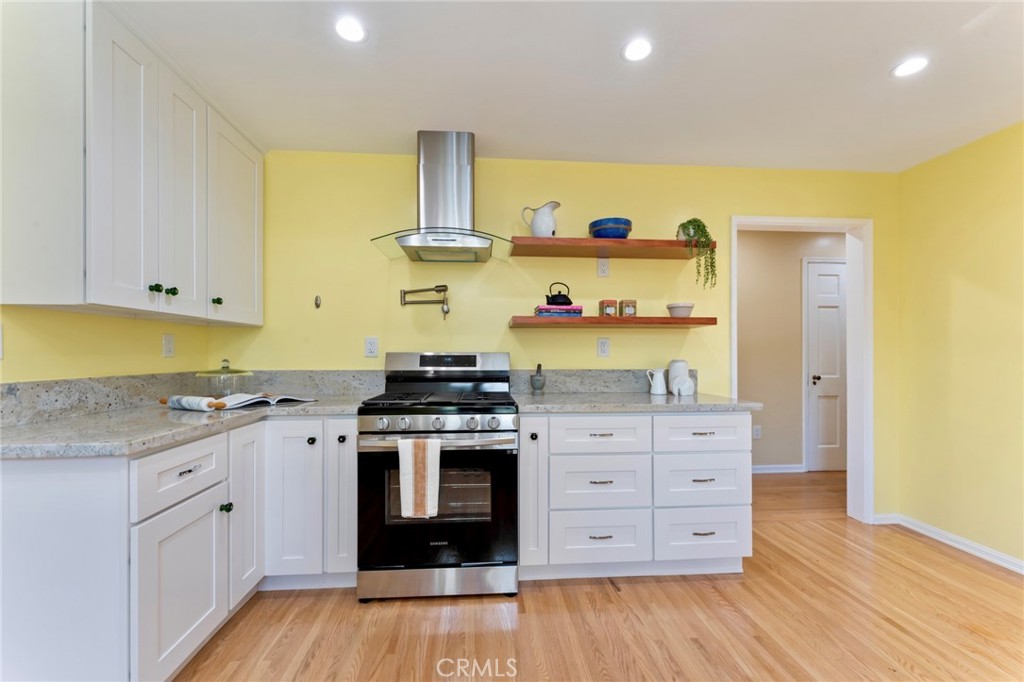 2873 Gainsborough