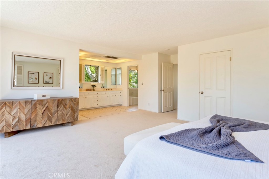 561 Sierra Meadows