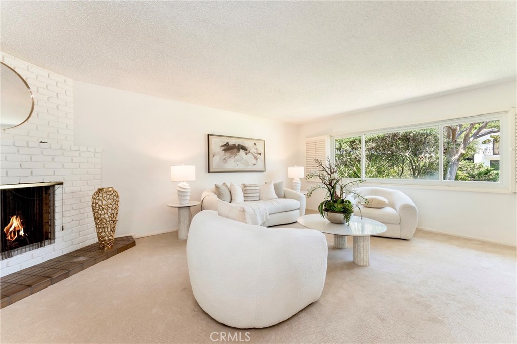 561 Sierra Meadows