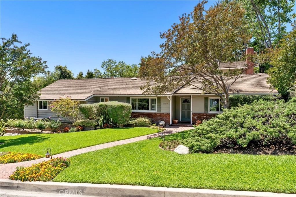 561 Sierra Meadows