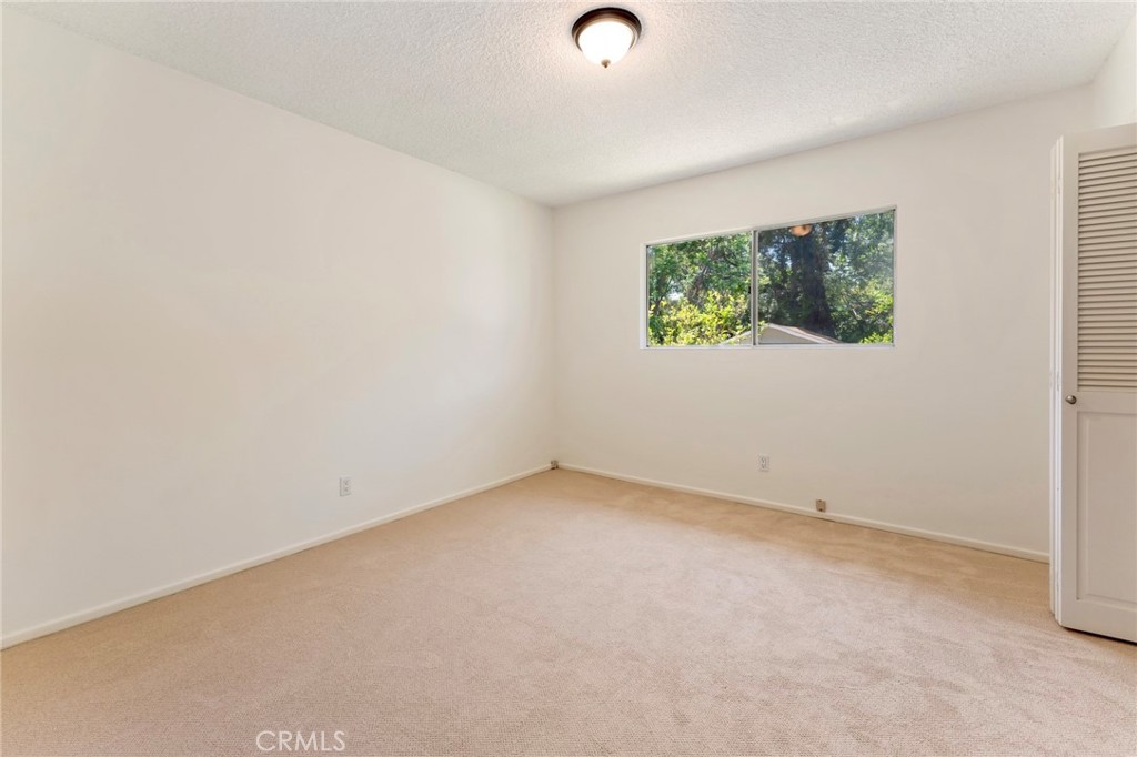 561 Sierra Meadows