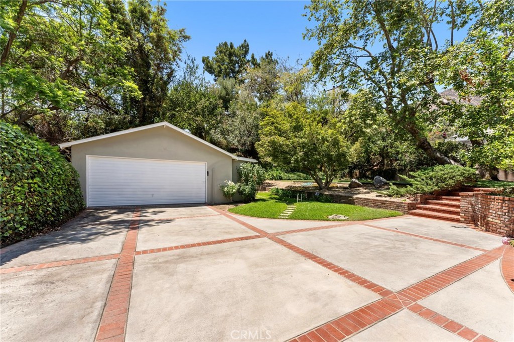 561 Sierra Meadows