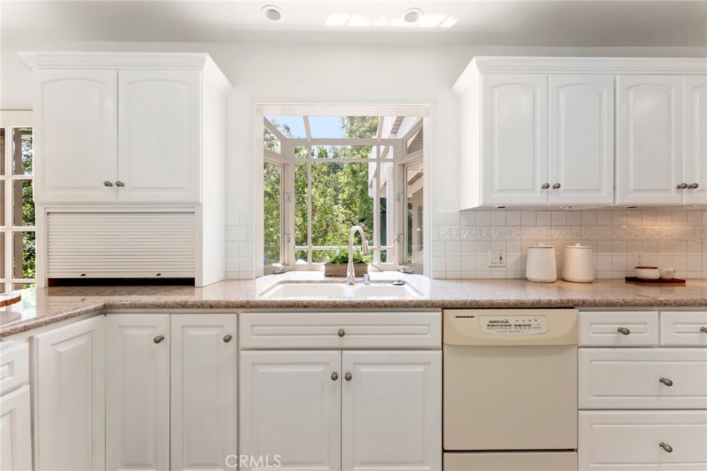 561 Sierra Meadows