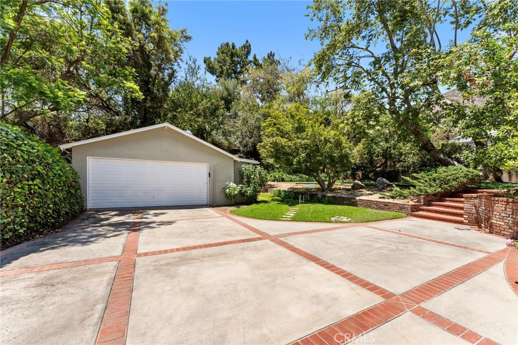 561 Sierra Meadows