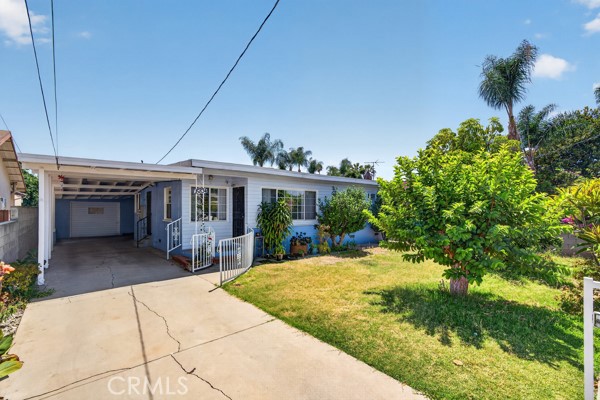 15834 E Kingside
