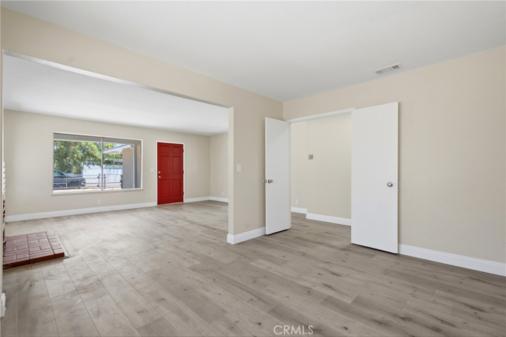 13370 Earl