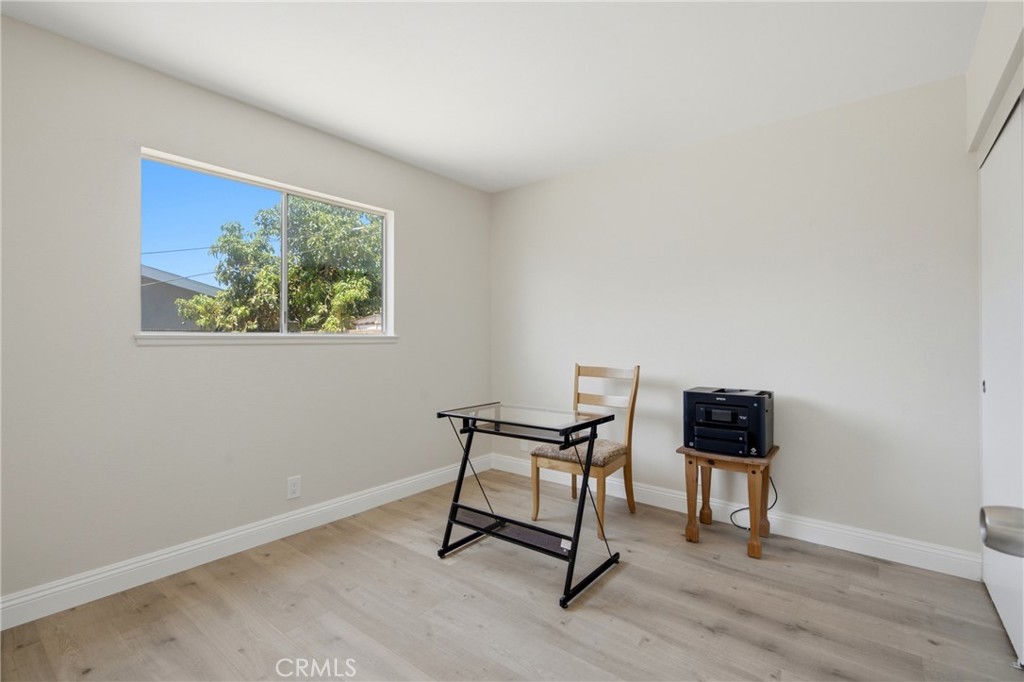 13370 Earl