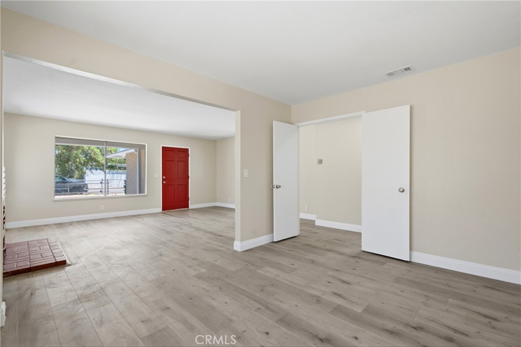 13370 Earl