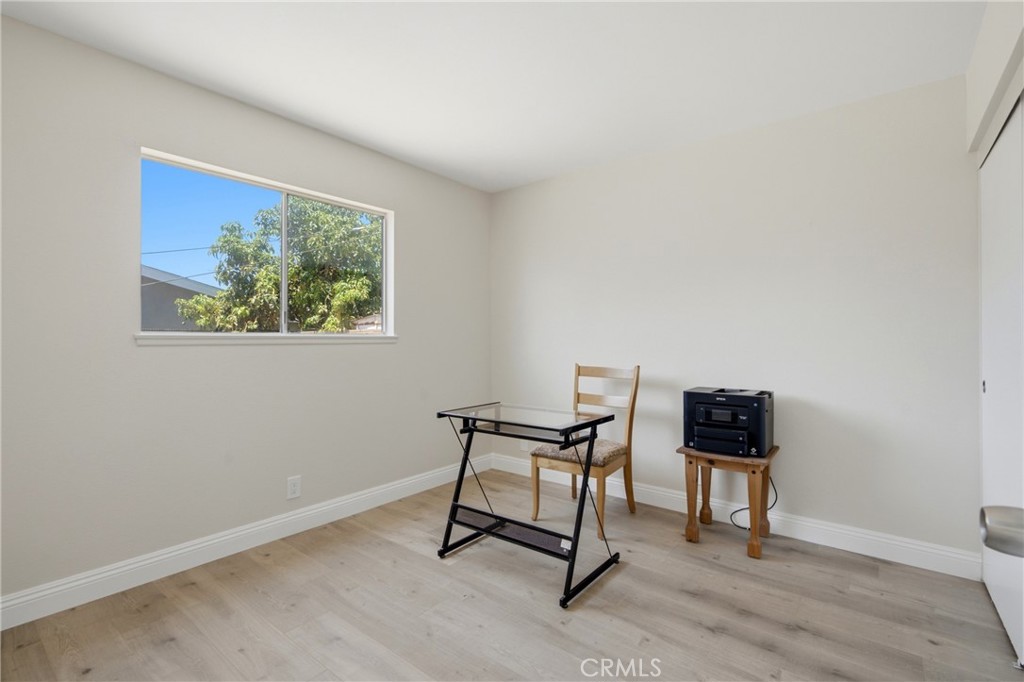 13370 Earl