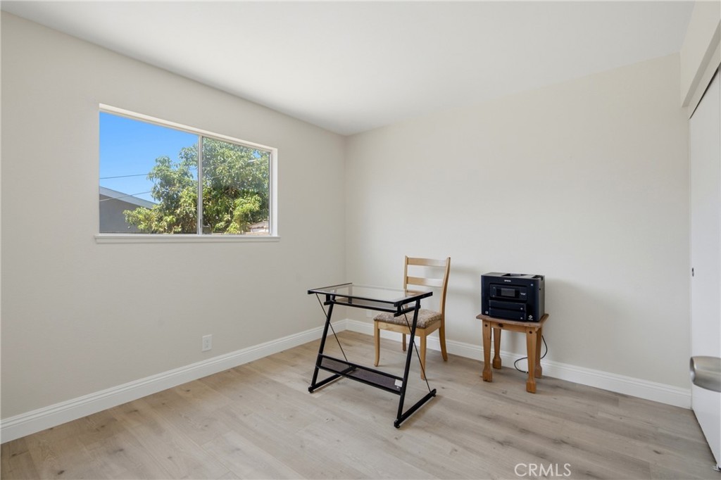 13370 Earl