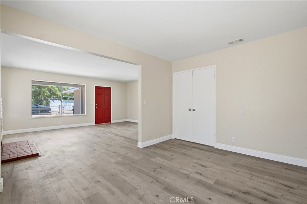 13370 Earl