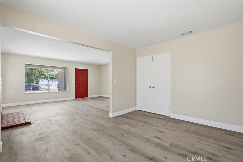 13370 Earl