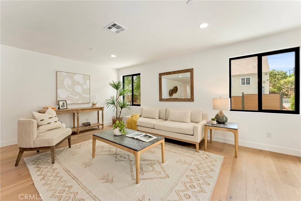 180 W Highland Avenue