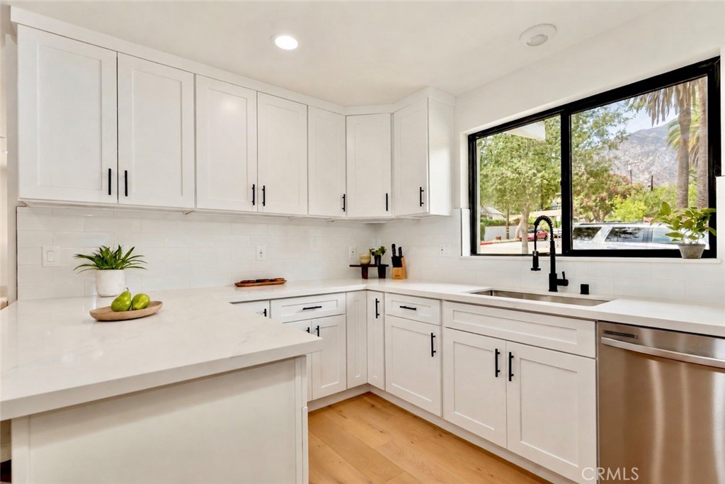 180 W Highland Avenue