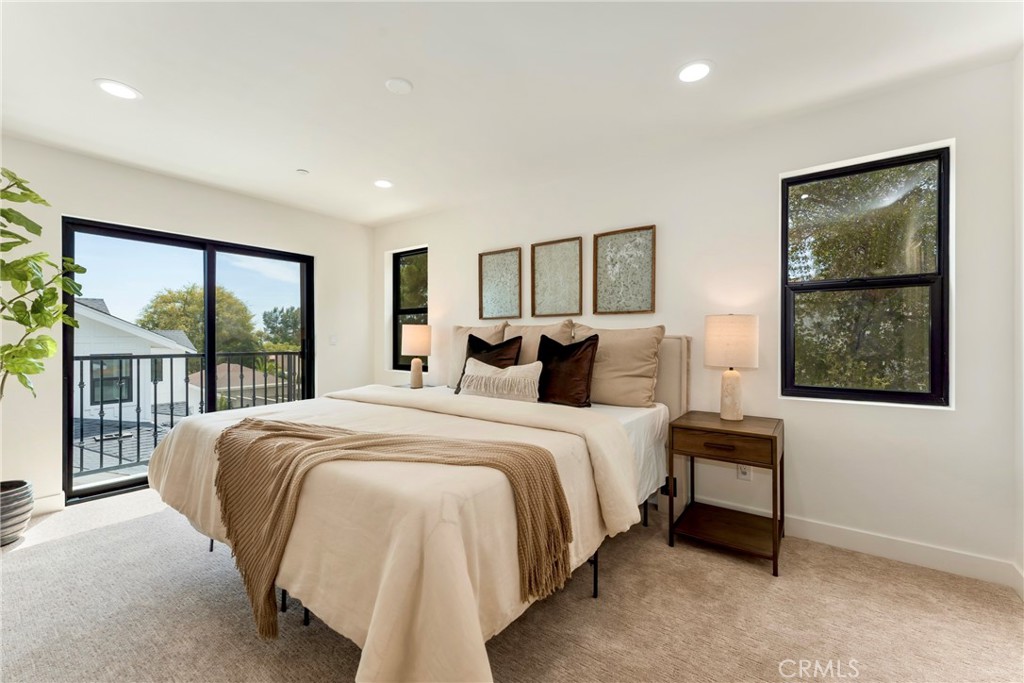 180 W Highland Avenue