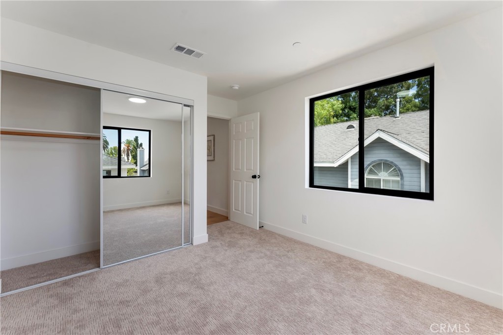 182 W Highland Avenue