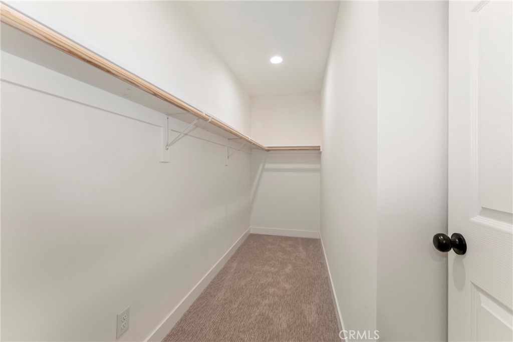 182 W Highland Avenue