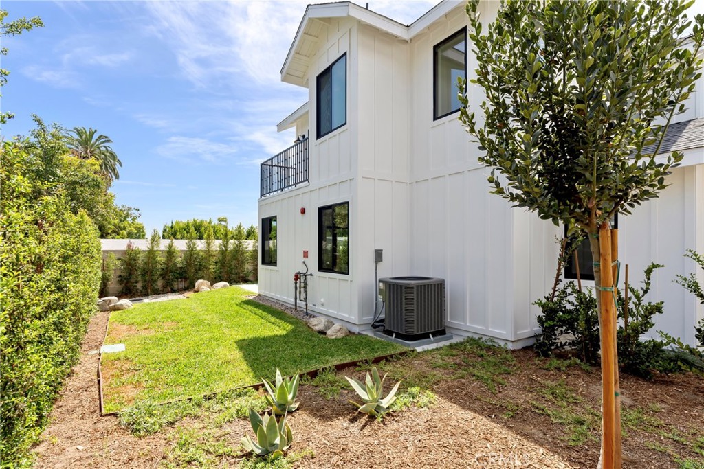 184 W Highland
