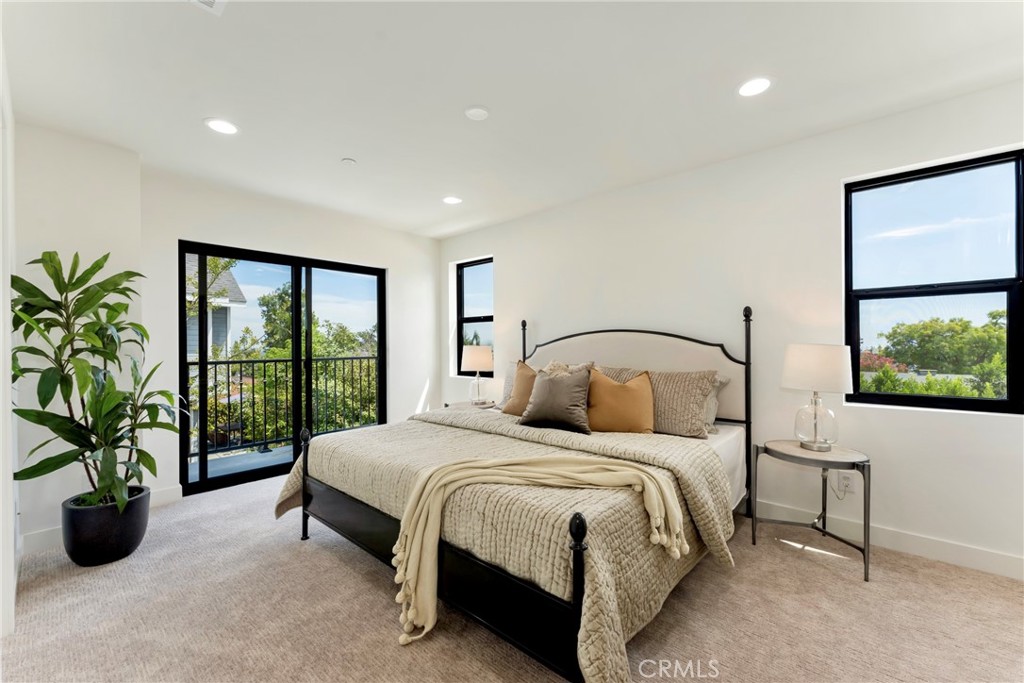 184 W Highland
