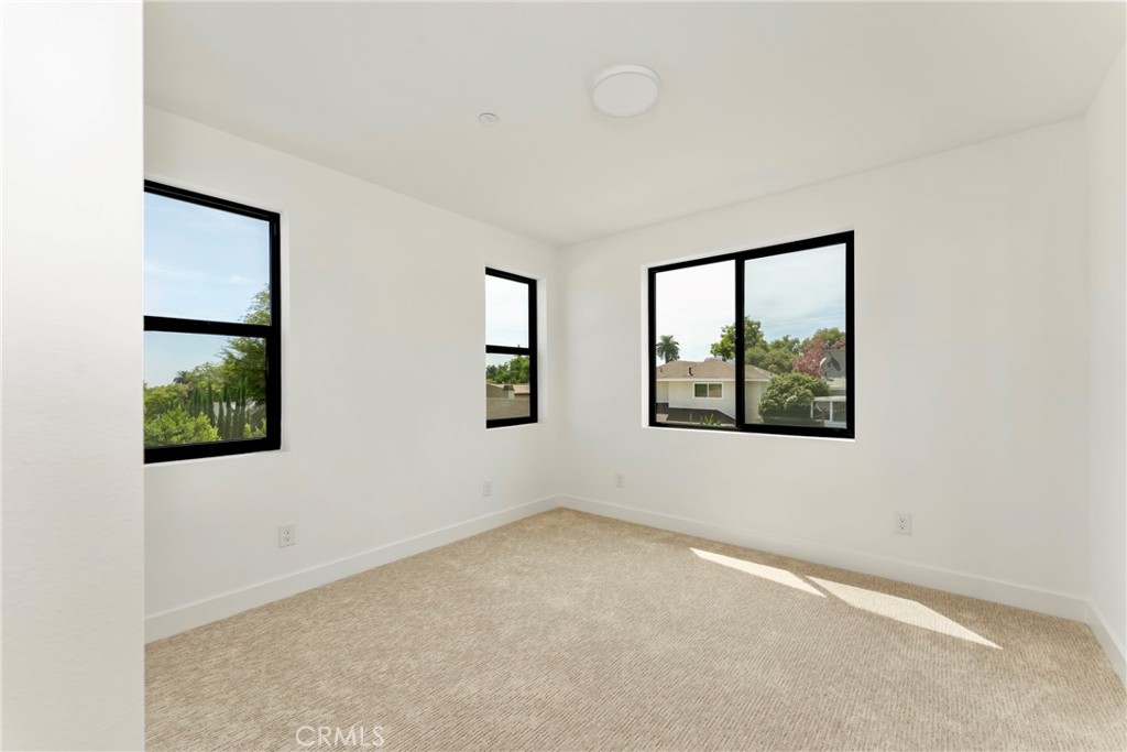 184 W Highland