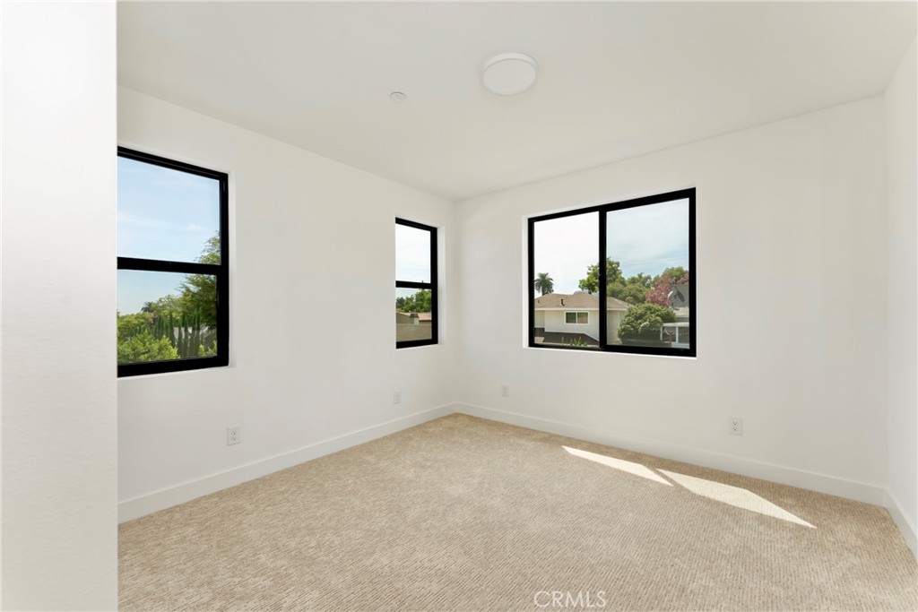184 W Highland