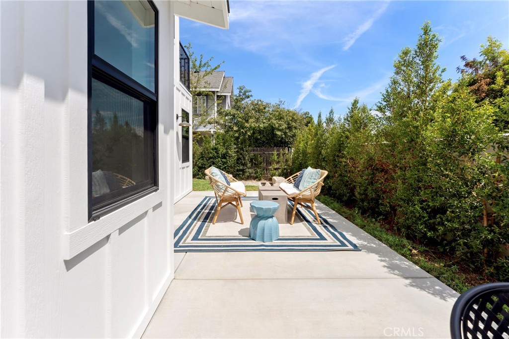 184 W Highland