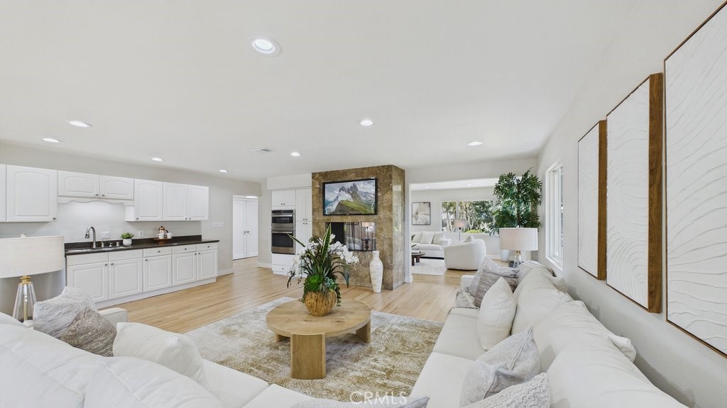 480 E Grandview