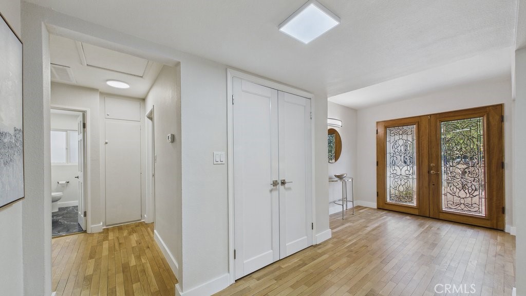 480 E Grandview