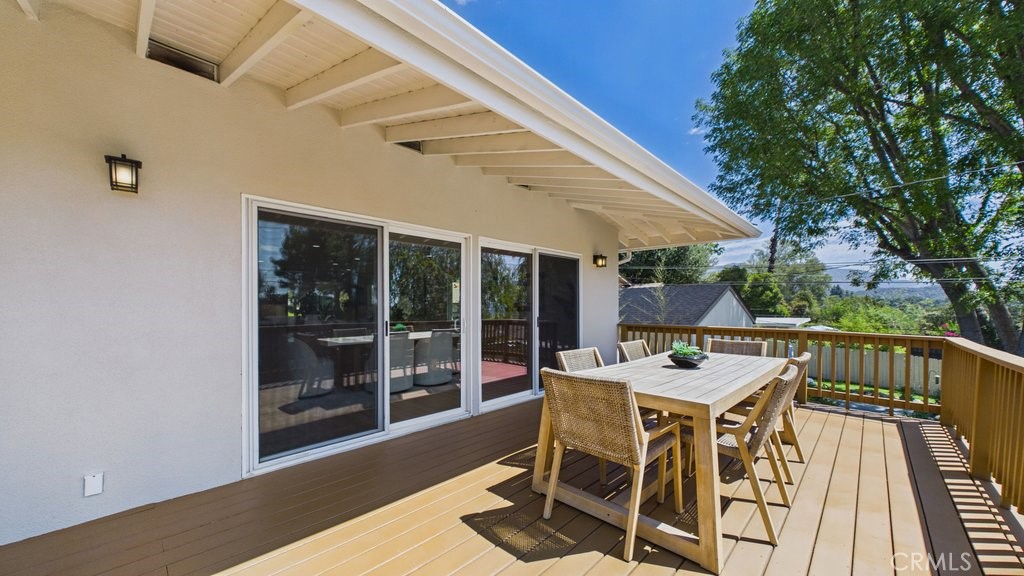 480 E Grandview