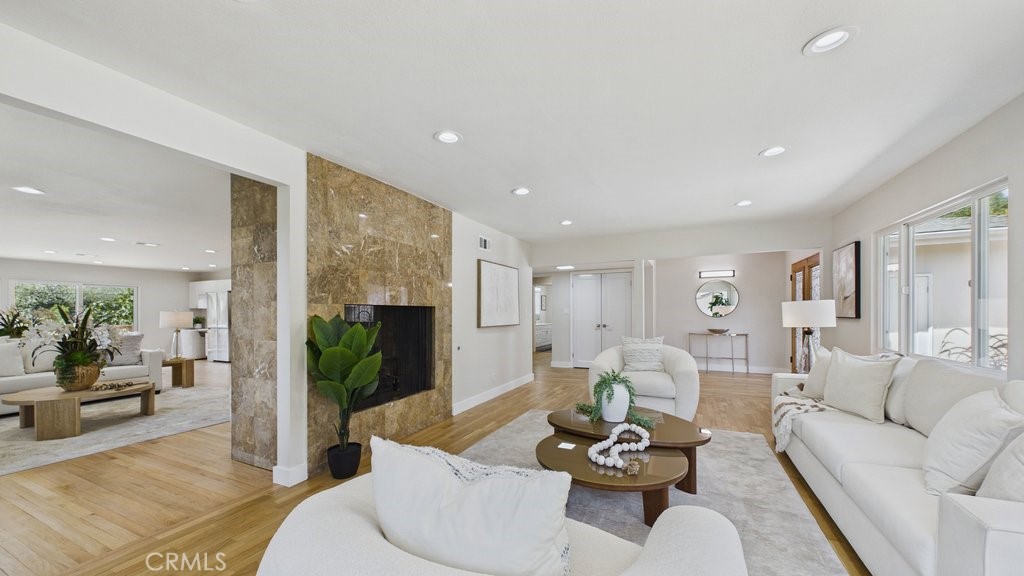 480 E Grandview