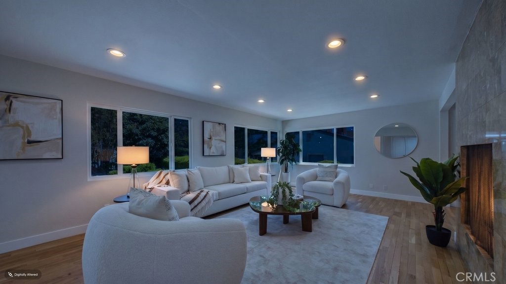 480 E Grandview